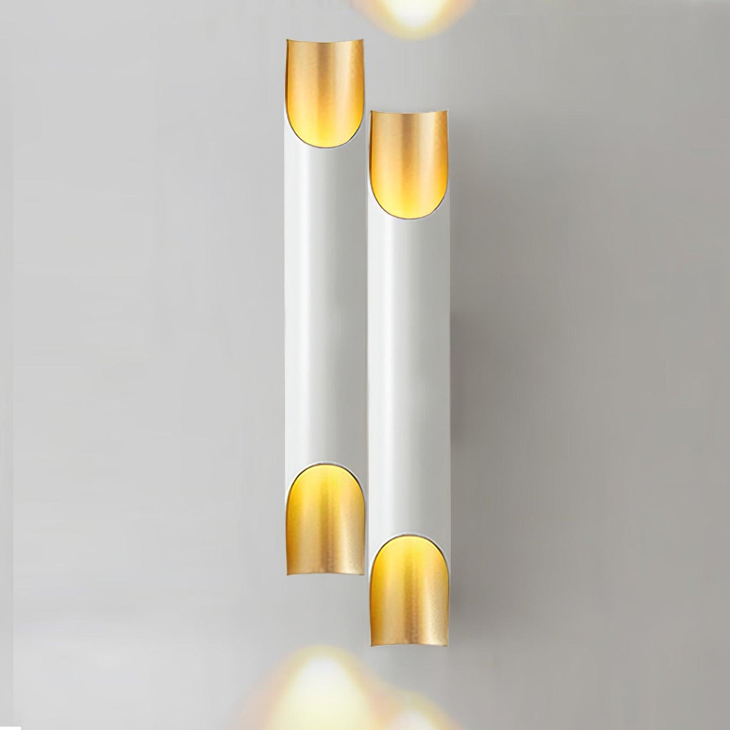 Abigali Straight Wall Lamp ∅ 4.7″ x H 18.1″ / Dia 12cm x H 46cm / White & Gold Wall lamp