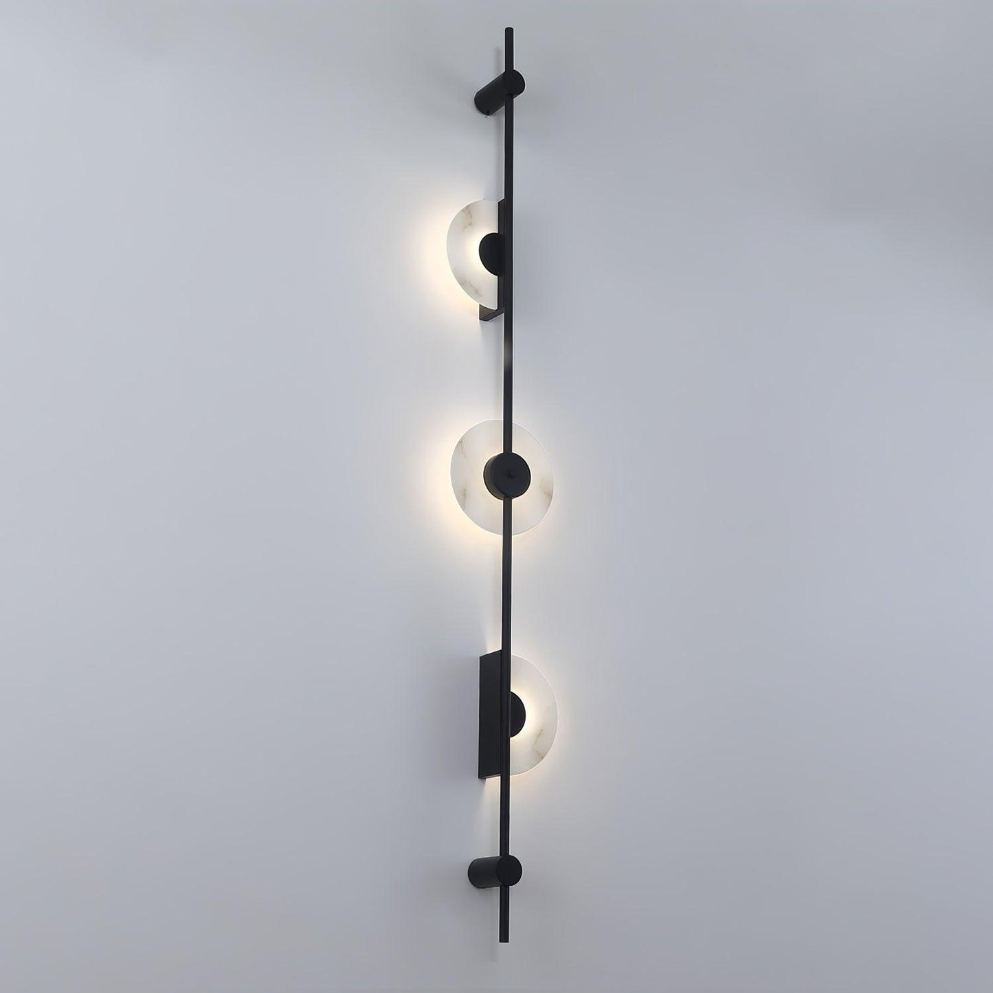 Alabaster Orb Vertical Wall Sconce Model B Black ∅ 9.8″ x H 78.7″ / ∅ 25cm x H 200cm / Warm Light Wall lamp