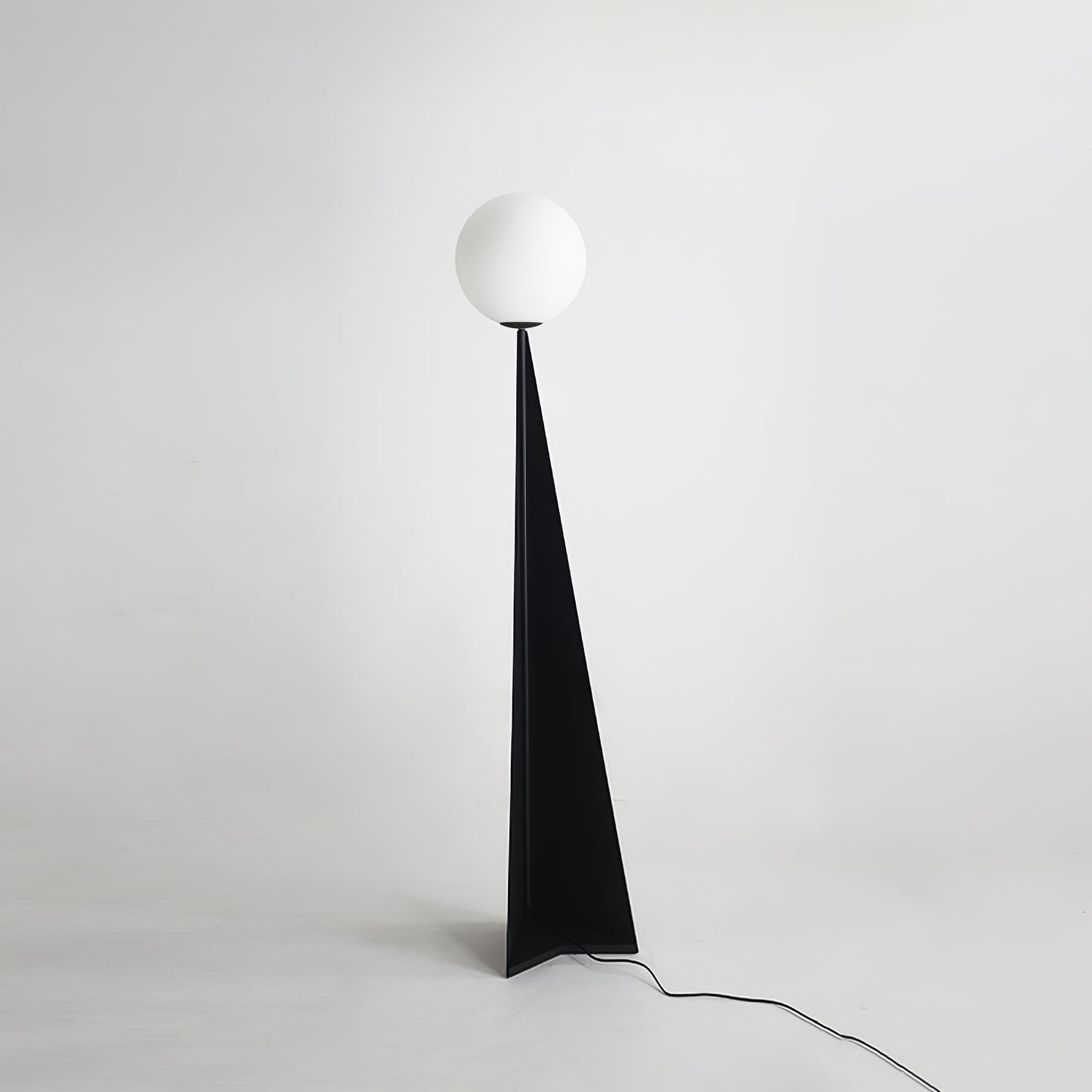 Apex Sphere Floor Lamp Floor lamp