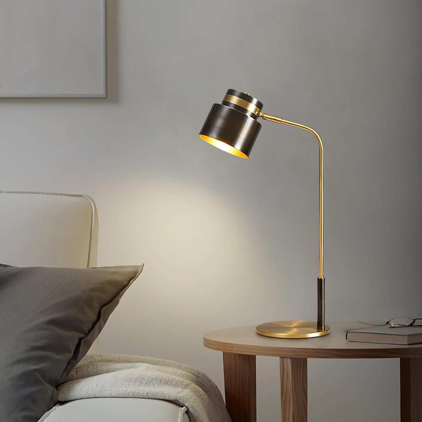Ari Scandustrial Table Lamp Table lamp