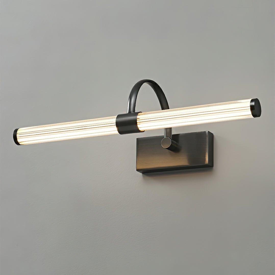 Avery Wall Light L 17.7″ x W 5.9″ x H 8.9″ / Black & Warm Light / Single Wall lamp