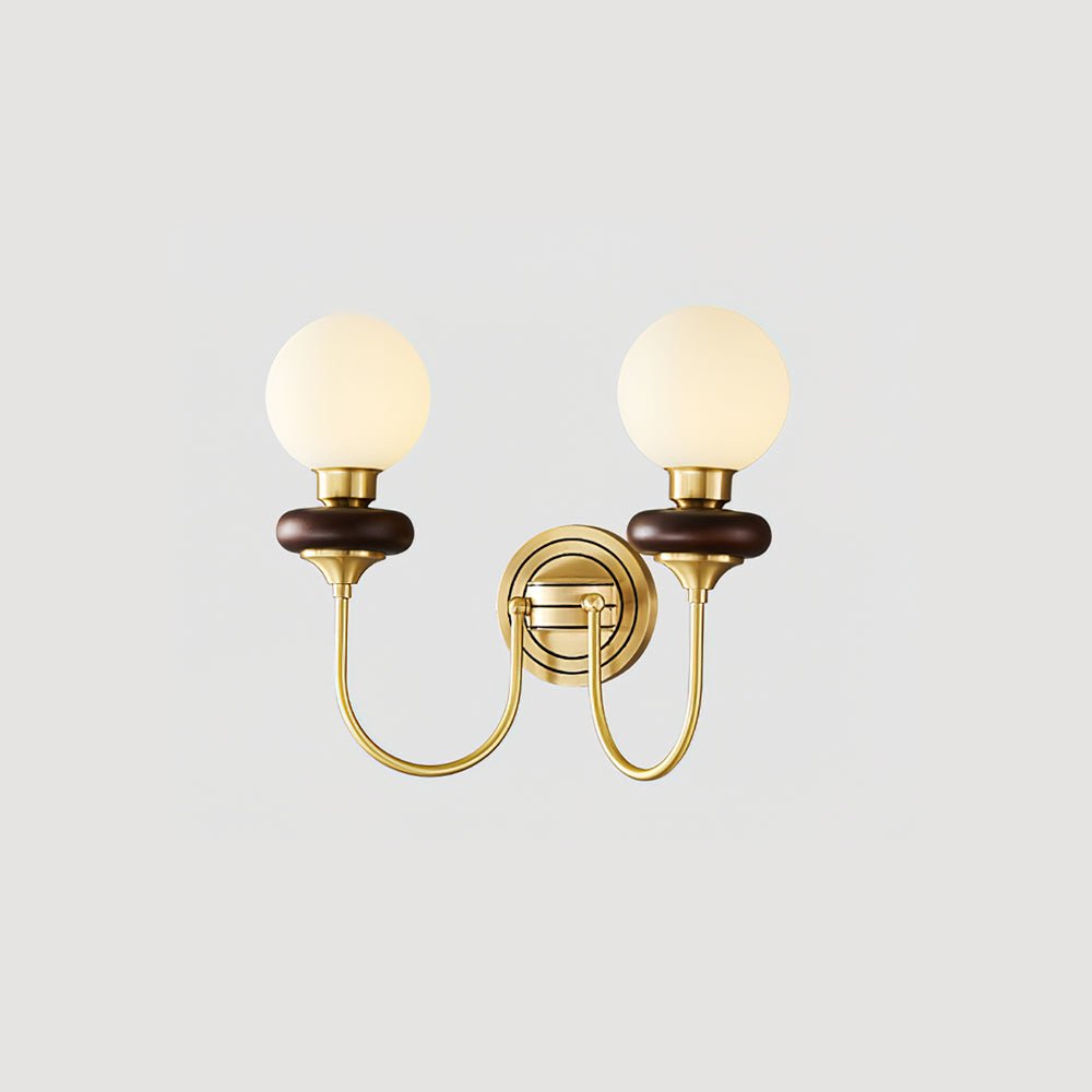 Bellevue Wall Lamp L 9.1″ x W 14.6″ x H 13.4″ / Brass & White Wall lamp