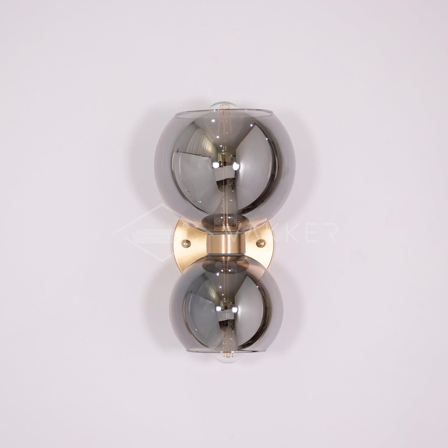 Round Pearl Sconce ∅ 5.9″ x H 9.8″ / Dia 15cm x H 25cm / Brass / Chrome Wall lamp