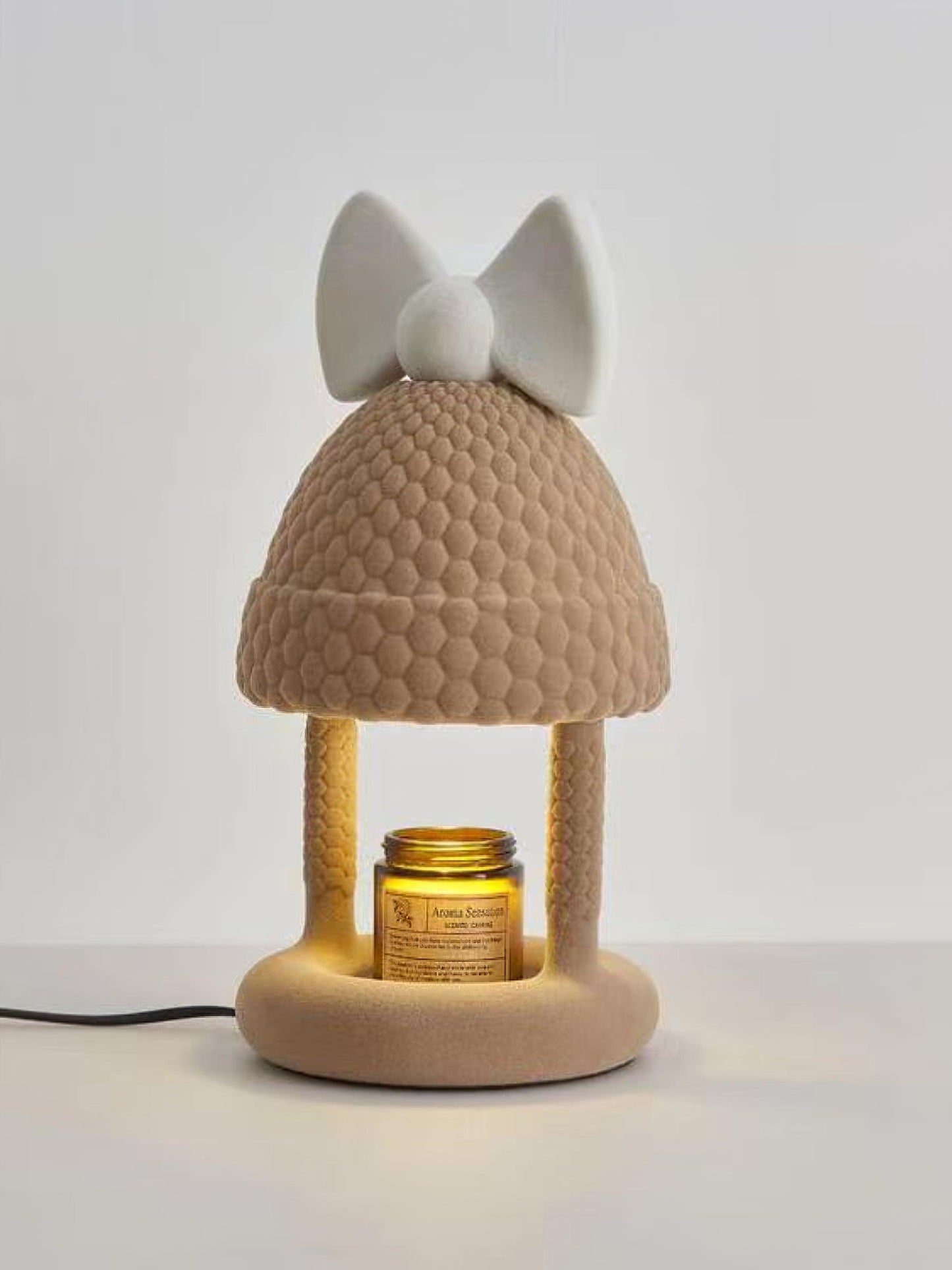 Bow Tie Hat Table Lamp Table lamp