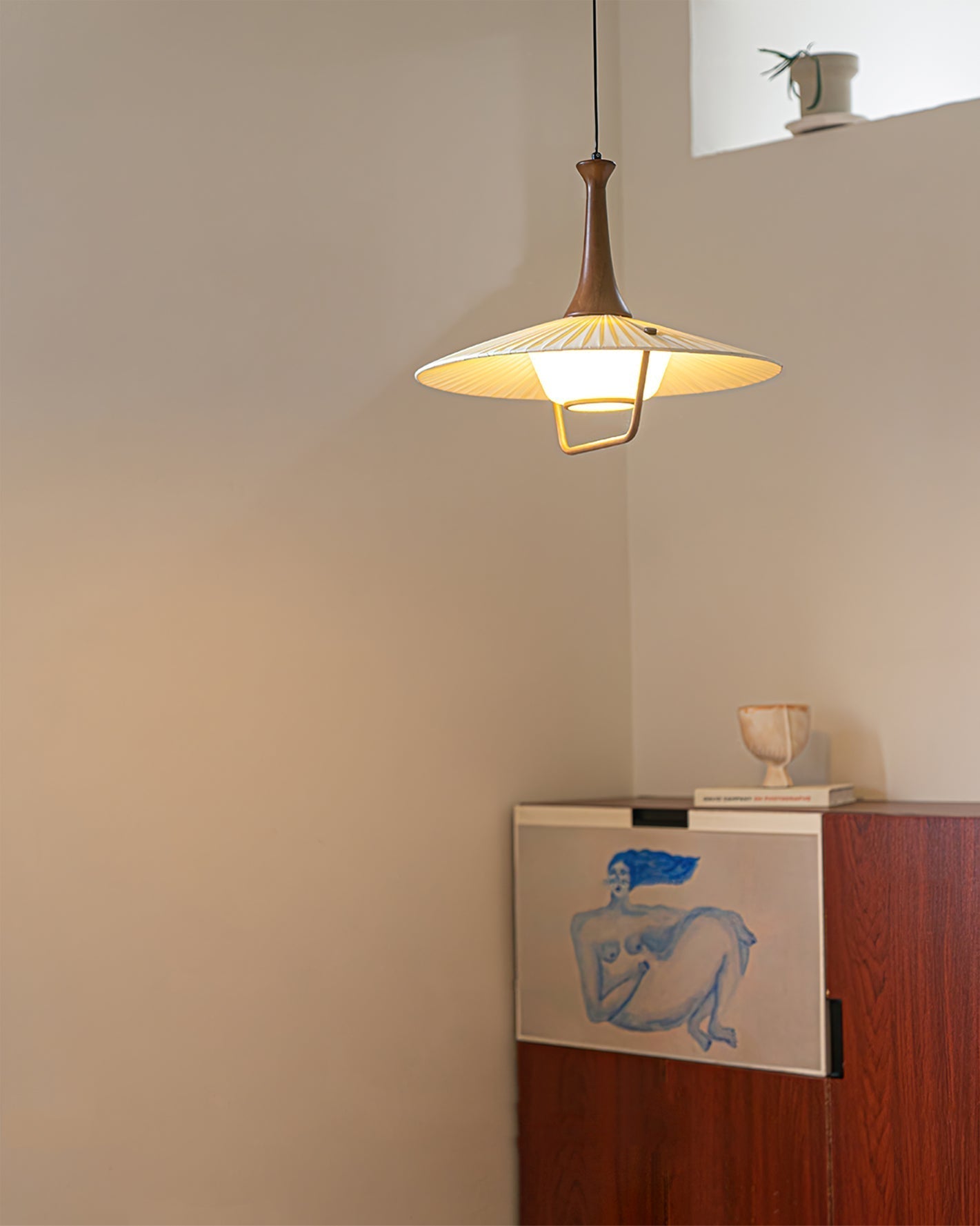 Eikon Pendant Lamp ∅ 17.7″ x H 13.8″ / Walnut color & White Pendant light