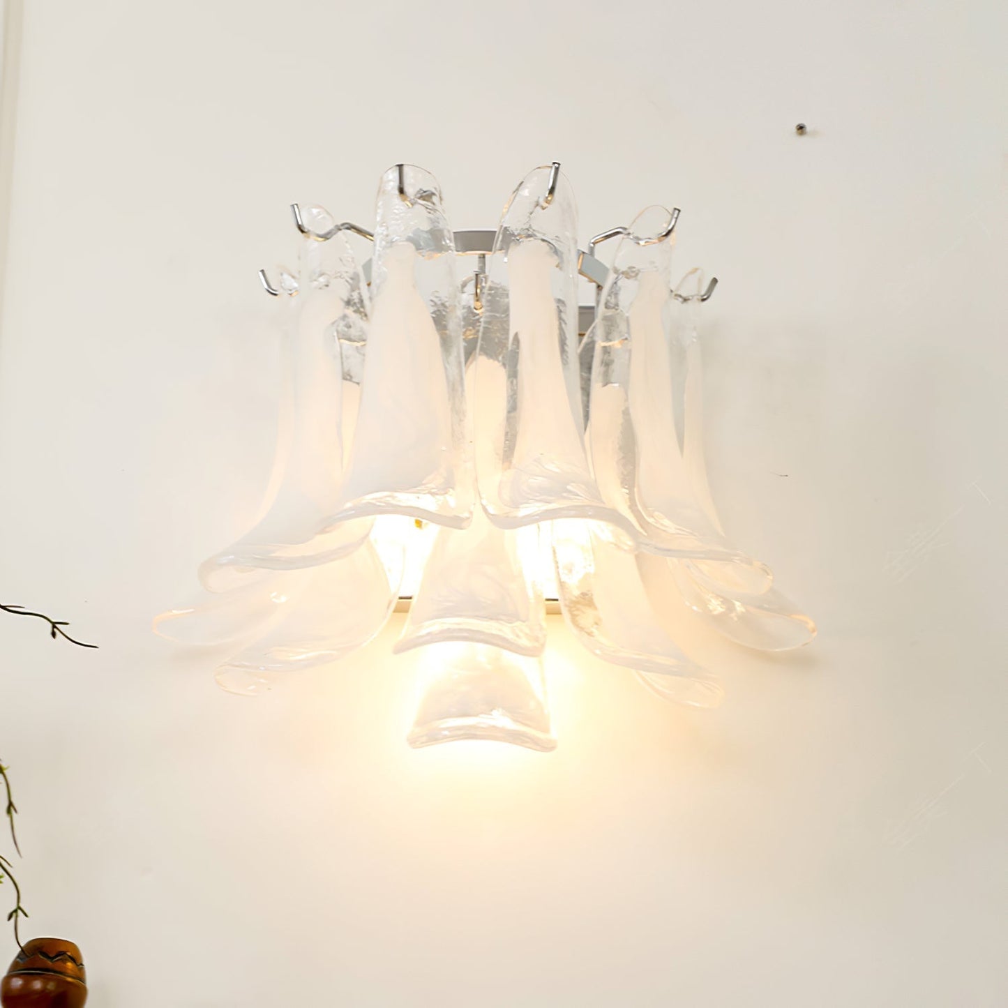 Horseshoe Wall Lamp ∅ 15.4″ x H 13″ / Chrome & White Wall lamp