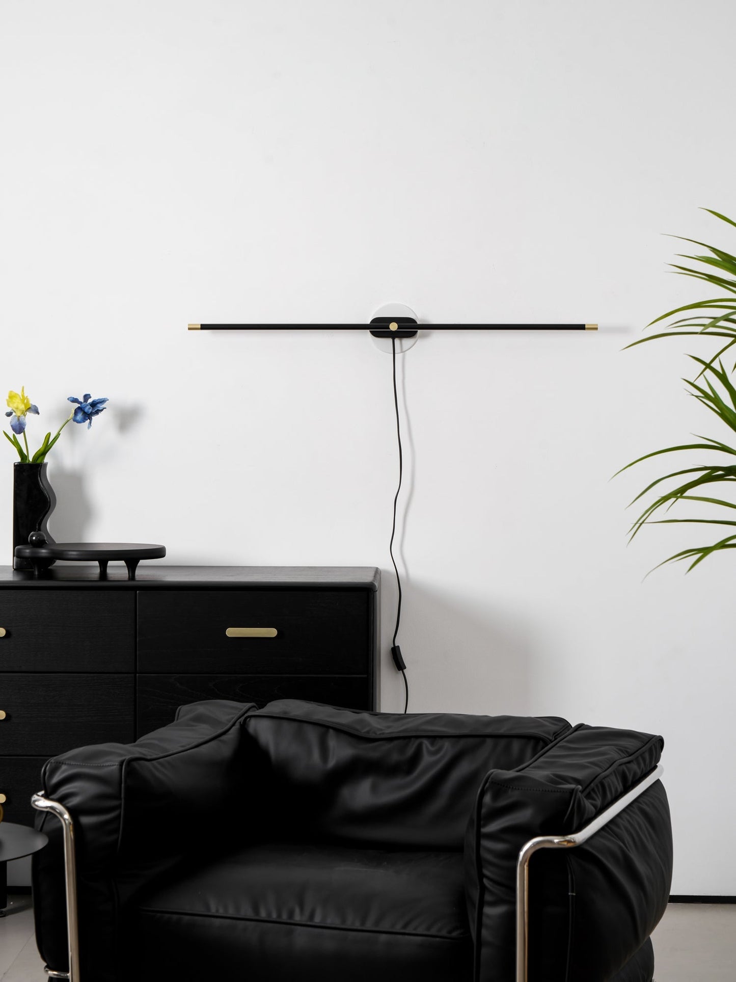 Minimalist Linear Plug-in Wall Lamp 1001 Wall lamp