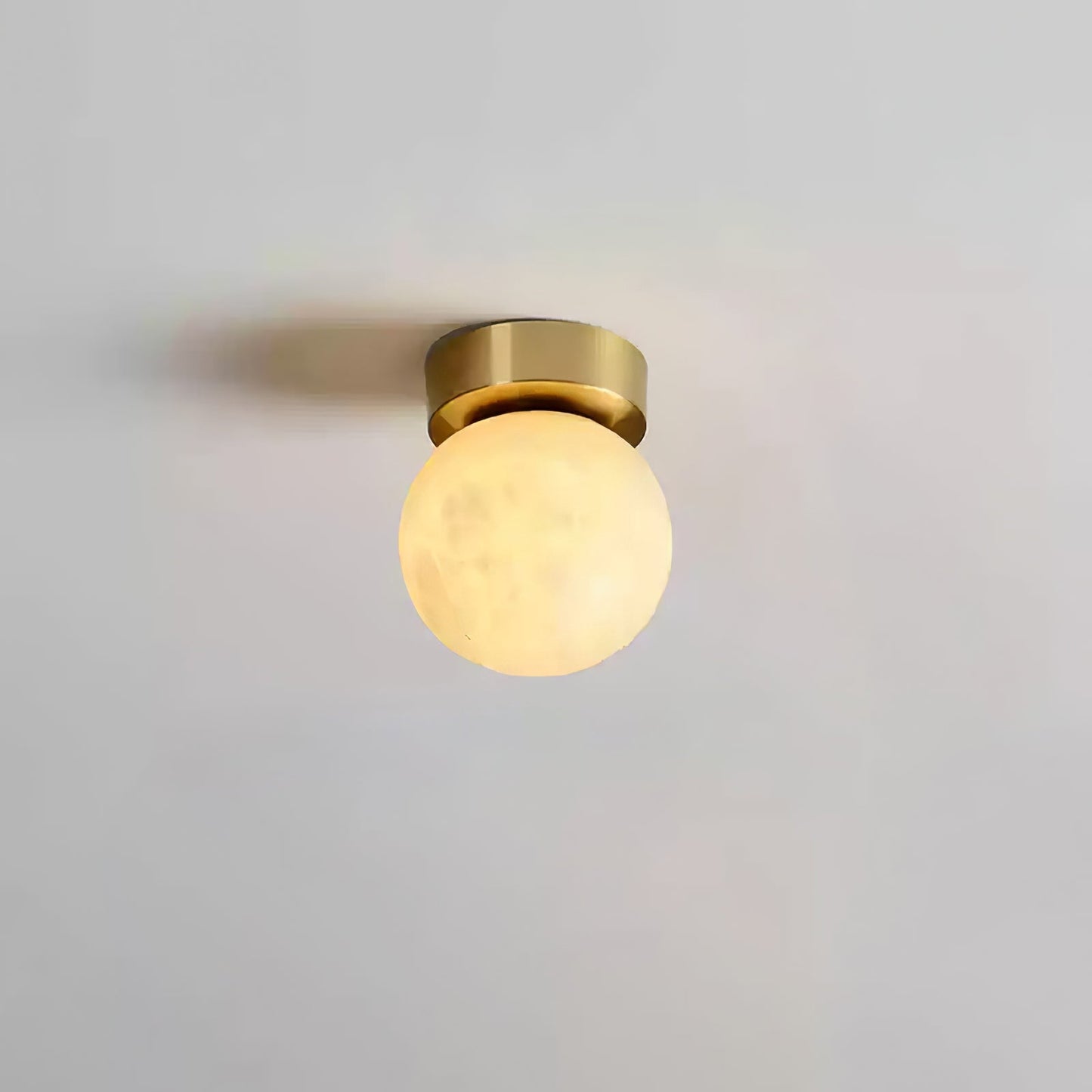 Moon Alabaster Ceiling Light Model B ∅ 5.9″ x H 7.1″ / Brass & White / Warm Light Ceiling lamp