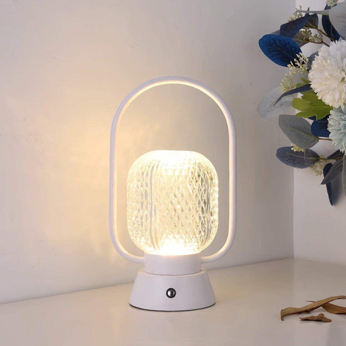 Muse Built-in Battery Table Lamp ∅ 5.5″ x H 9.4″/ Dia 14cm x H 24cm / White / Touch switch Table lamp