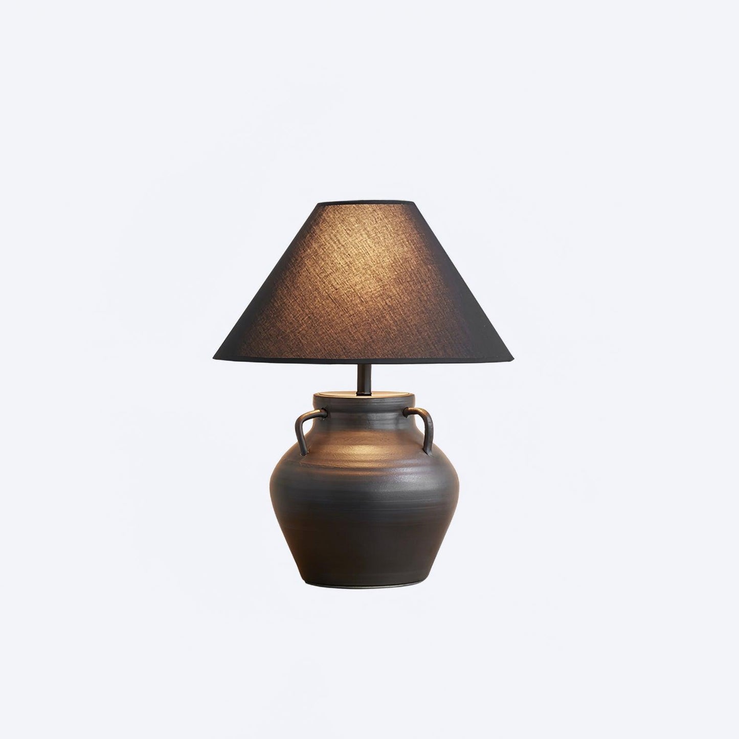 Old Wine Pot Table Lamp ∅ 15.7″ x H 18.1″ / Dia 40cm x H 46cm / Black / US plug Table lamp