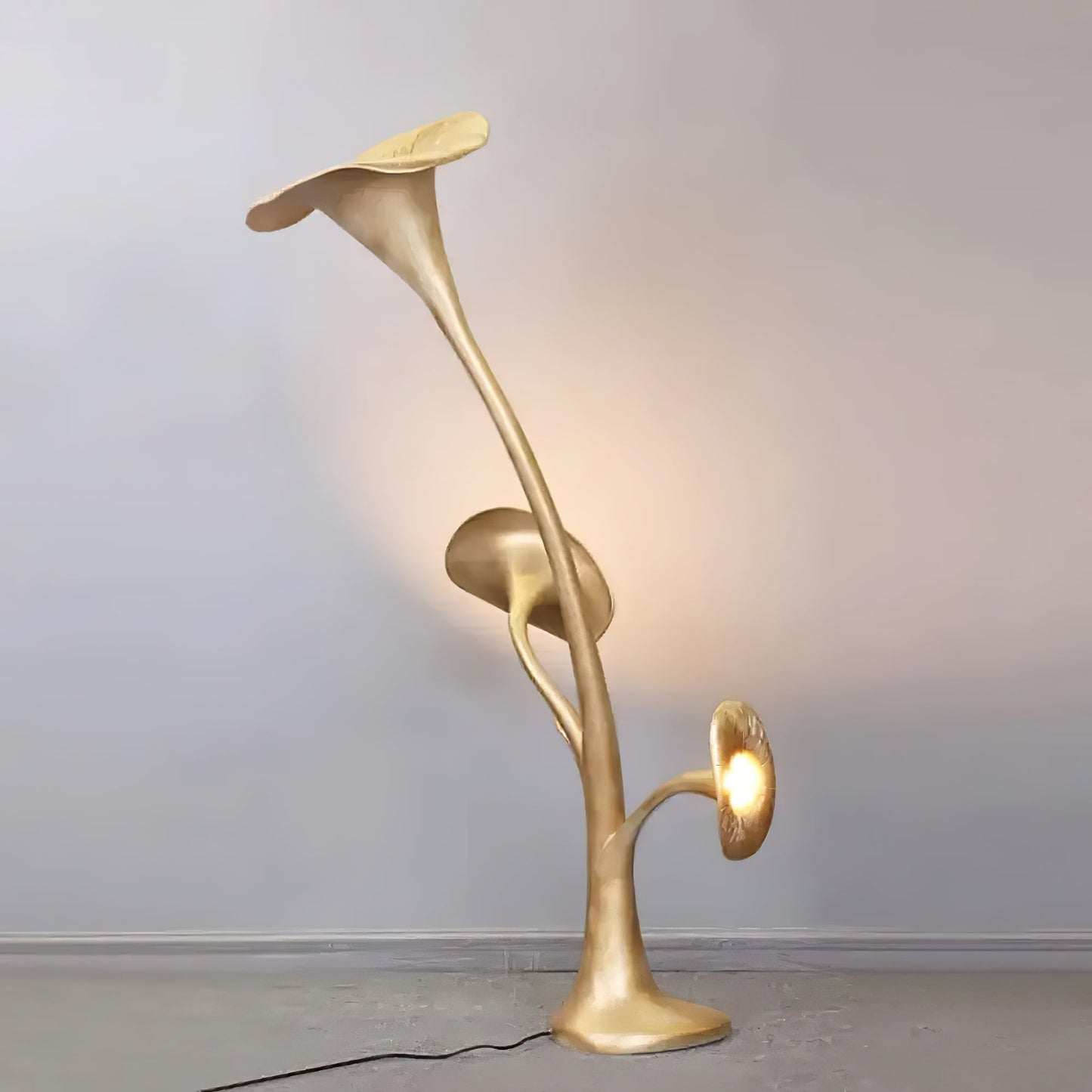 Petunia Sculpture Floor Lamp Floor lamp