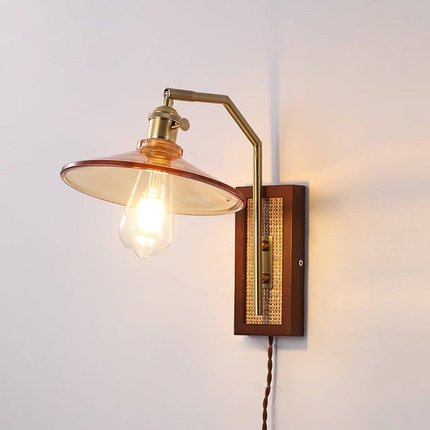 Rafi Wall Lamp Model C ∅ 8.2″ x H 13.7″/ Dia 21cm x H 35cm / Brass / US Plug Wall lamp