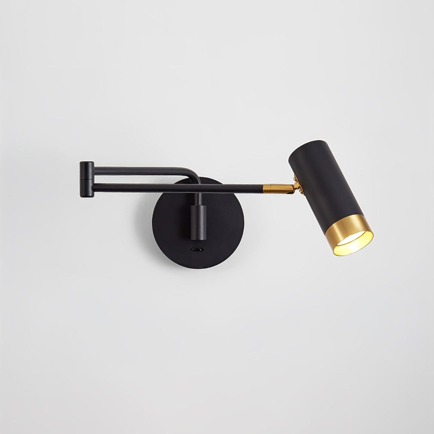 Ridge Arm Wall Lamp ∅ 5.9″ x H 19.5″ x H 5.5″ / Dia 15cm x L 49.5cm x H 14cm / Black & Gold Wall lamp