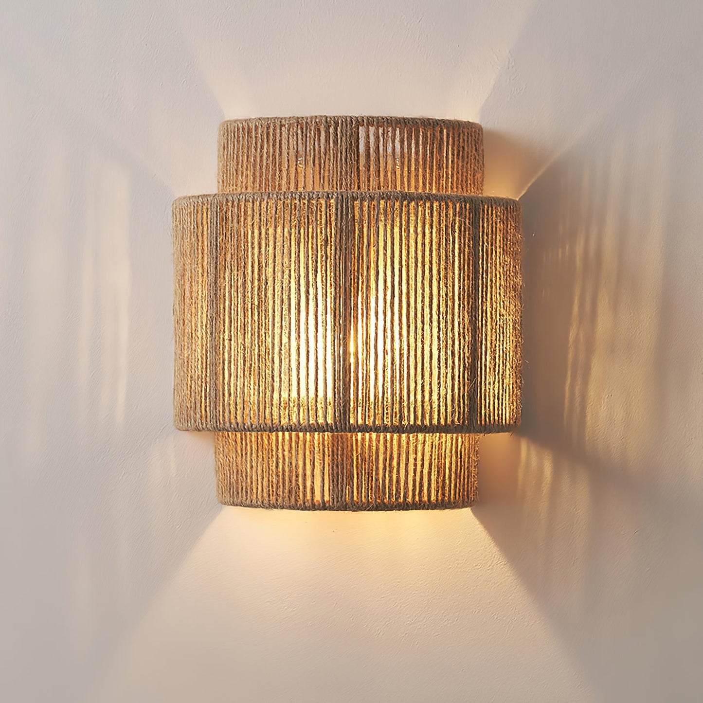 Rustic Weave Wall Lamp ∅ 9.1″ x H 9.8″ / Natural hemp color 1001 Wall lamp