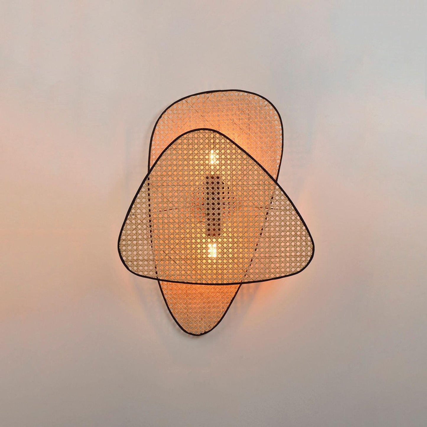 Screen Cannage Sconce ∅ 30.3″ x H 23.2″ / Dia 77cm x H 59cm / Natural Bamboo & Black Wall lamp