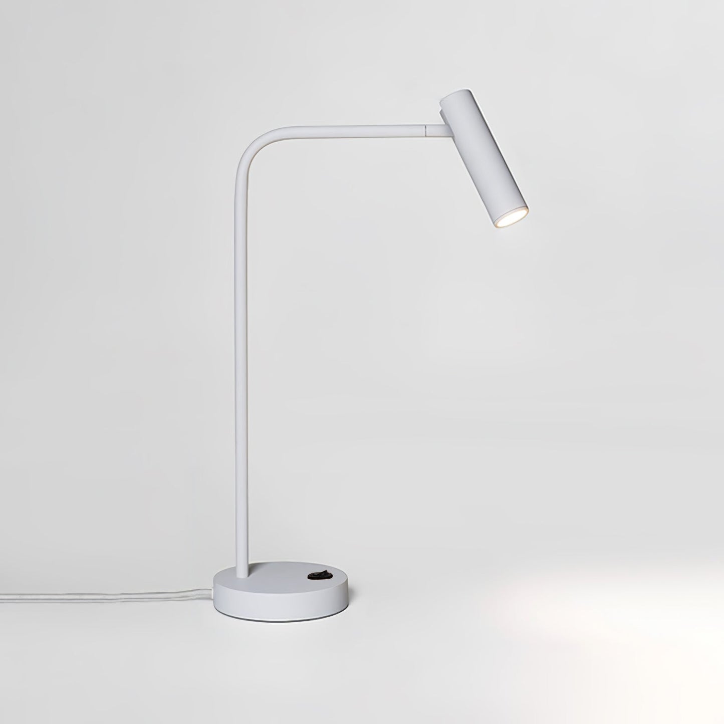 Skinny Table Lamp ∅ 6.6″ x H 14.9″ / Dia 17cm x H 38cm / White & Warm Light / US Plug Table lamp