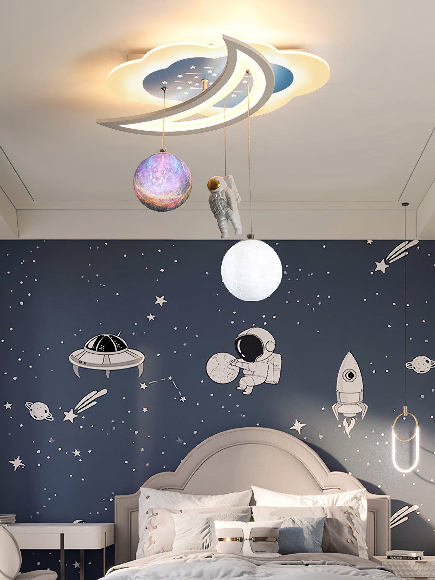 Space Astronaut Star Ceiling Lamp