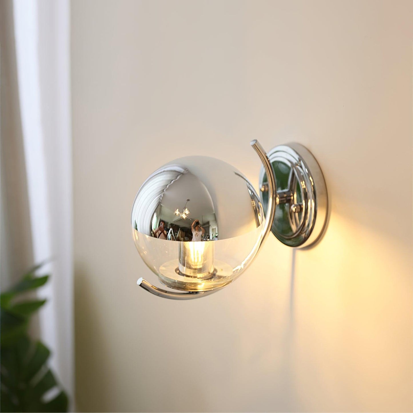 Space Ball Wall Lamp