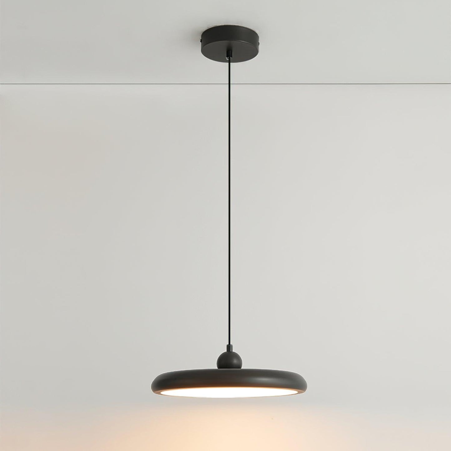 Thin Disc Pendant Lamp ∅ 11.8″ x H 3.9″ / Dia 30cm x H 10cm / Black & White / Three-Color Changing Light Pendant light