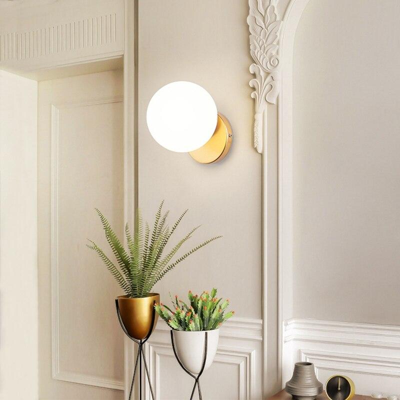 Tip of The Tongue Wall Lamp Wall lamp