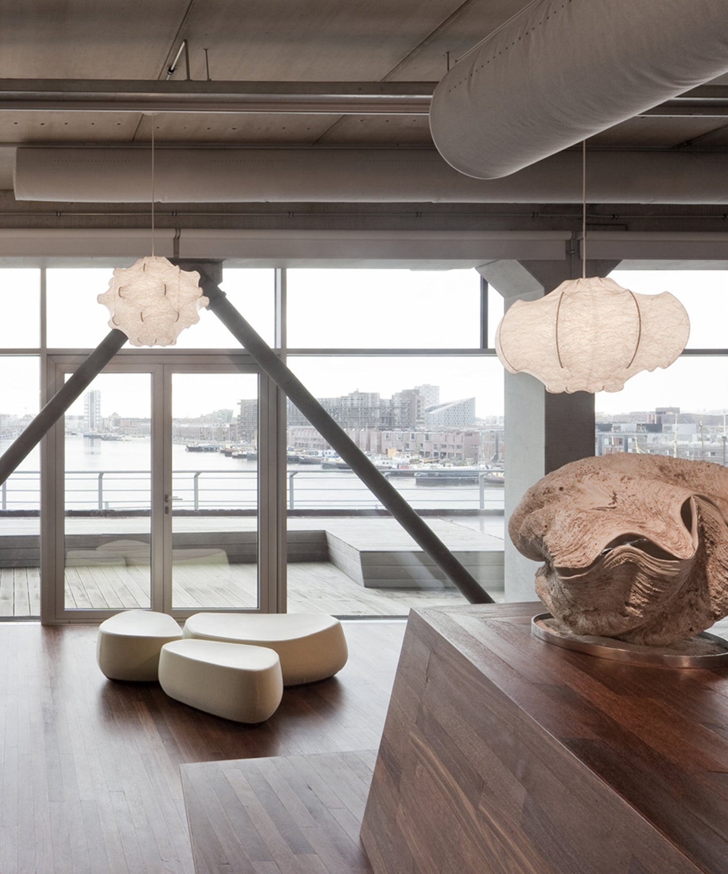 Veil Cocoon Pendant Lamp ∅ 26.8″ x H 19.3″ / Dia 68cm x H 49cm / White Pendant light