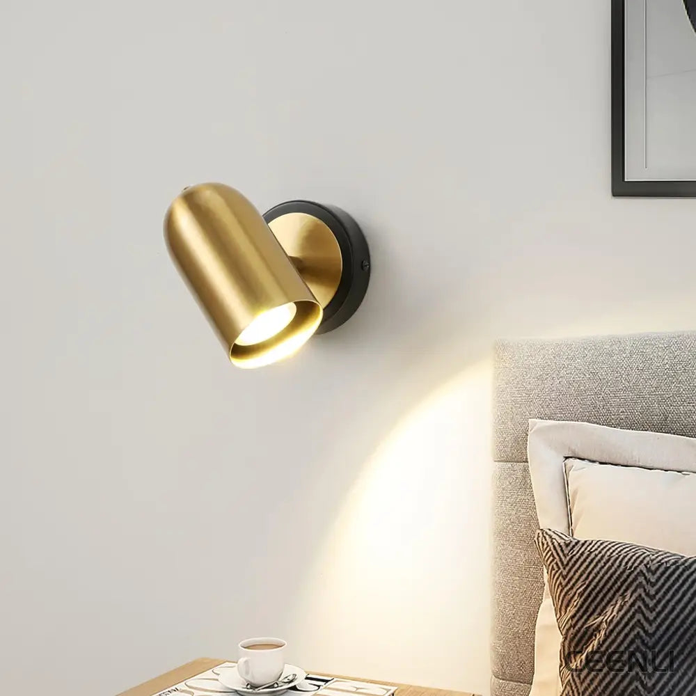 Leonardo Gold Wall Lamp Wall lamp