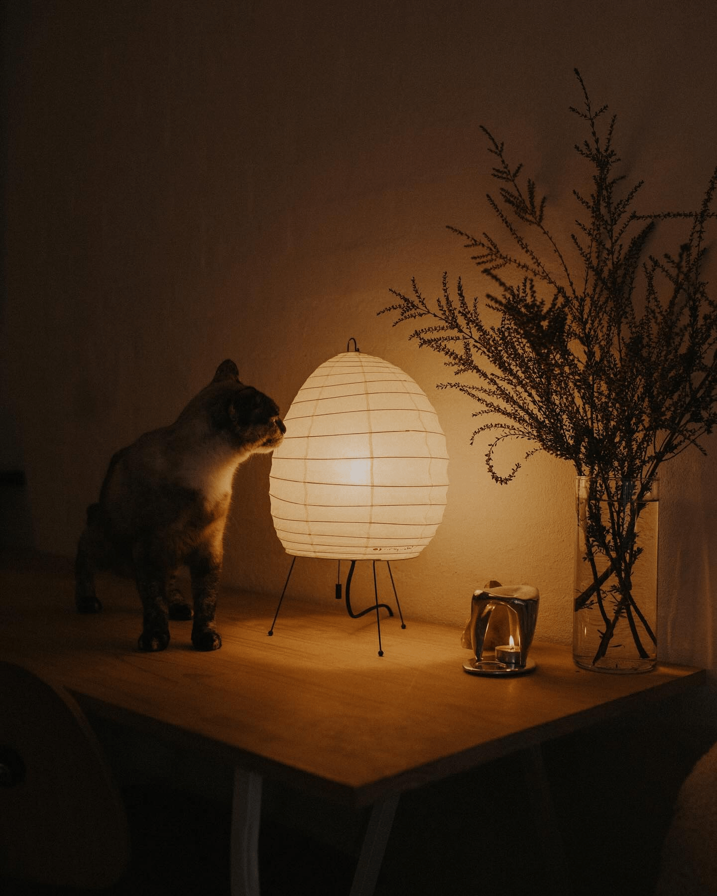Komi Paper Table Lamp