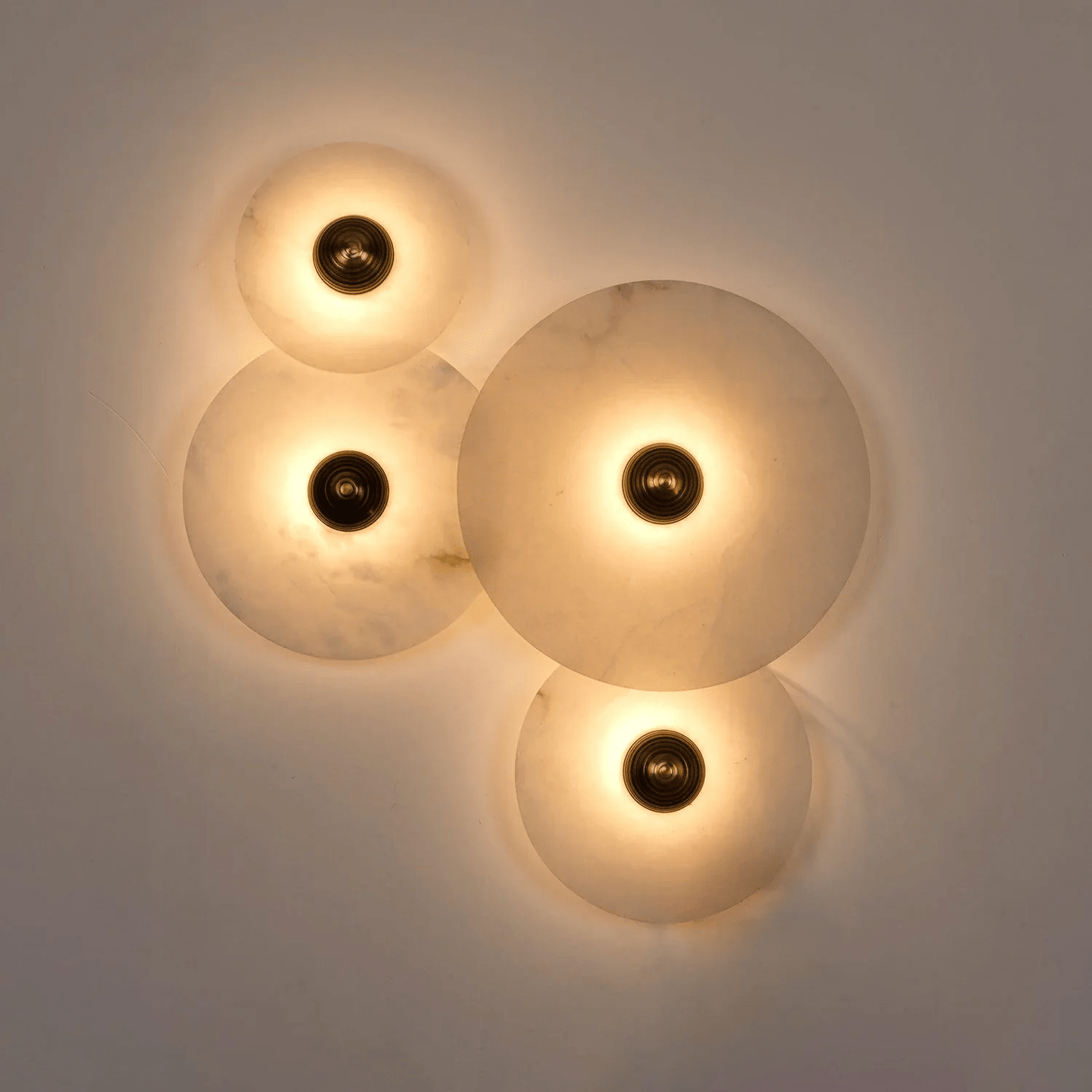Nayra Alabaster Wall Lamp