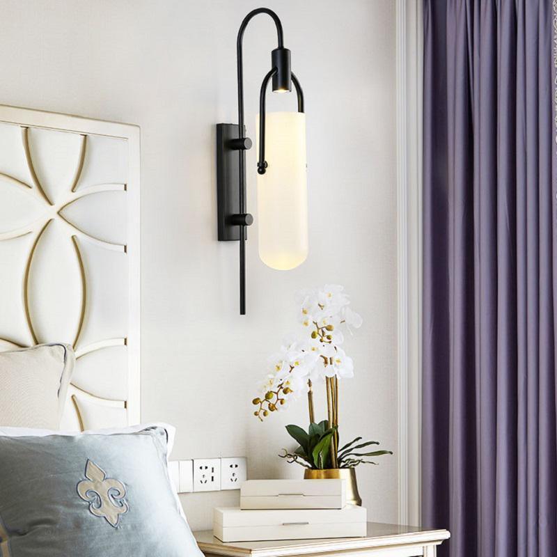 Arc Wall Lamp