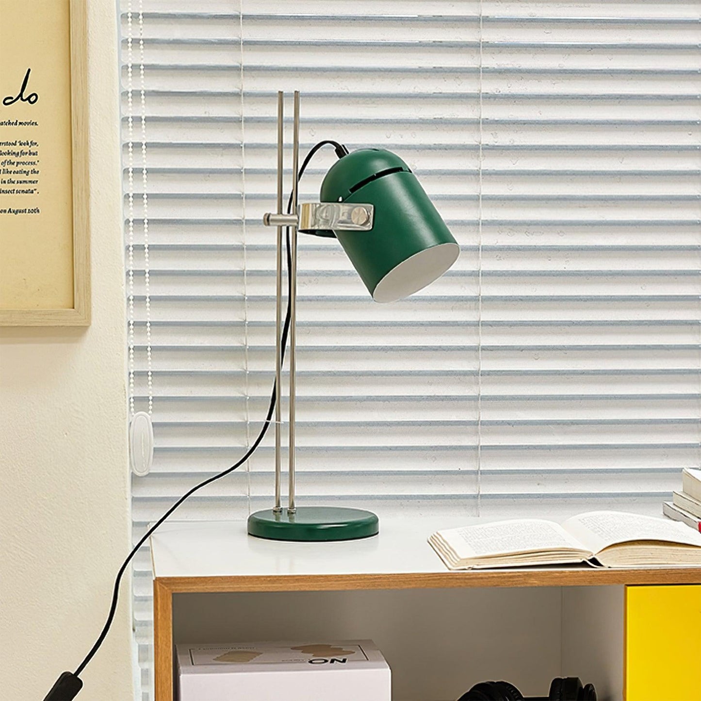 ضبط مصباح مكتبي قابل للرفع