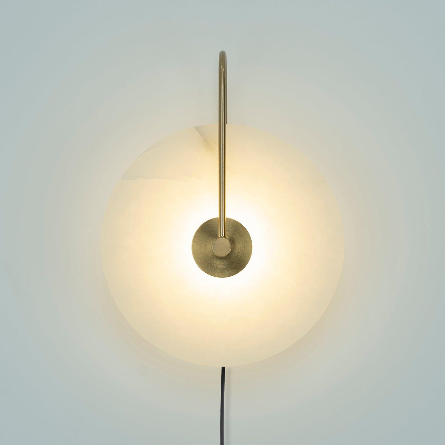 Alabaster LED-Plug-In-Wandleuchte