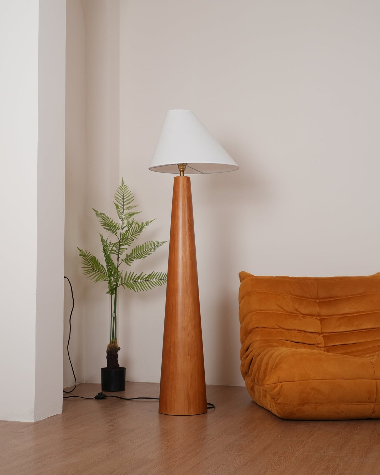 Alvin Floor Lamp