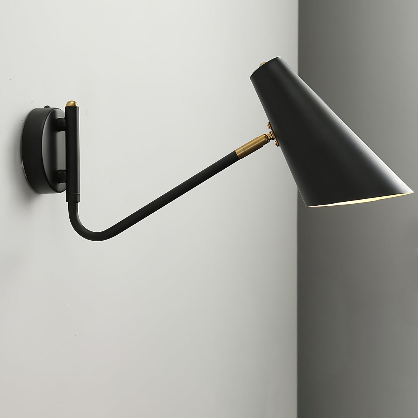 Apex Wall Sconce