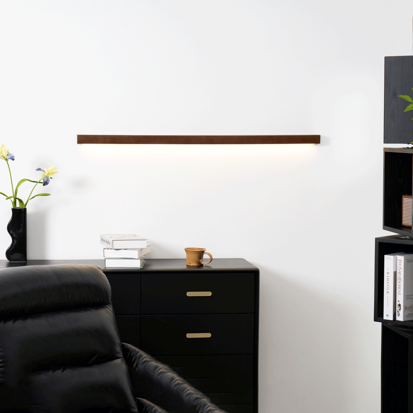 Arlo Linear Wood Wall Light