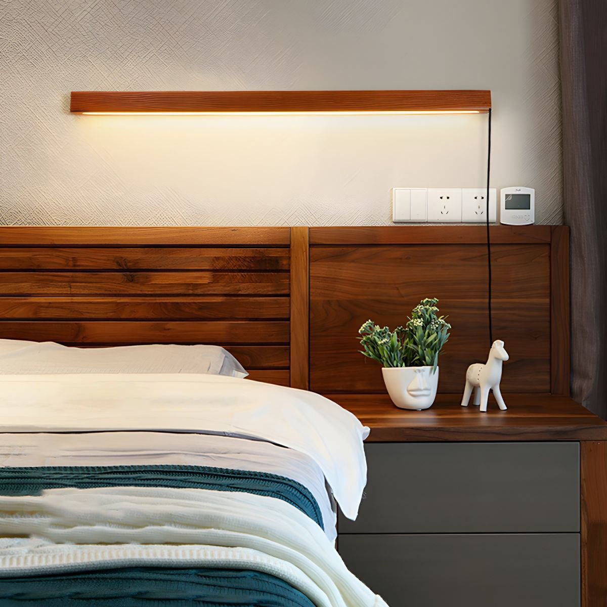 Arlo Linear Wood Plug-in Wall Light