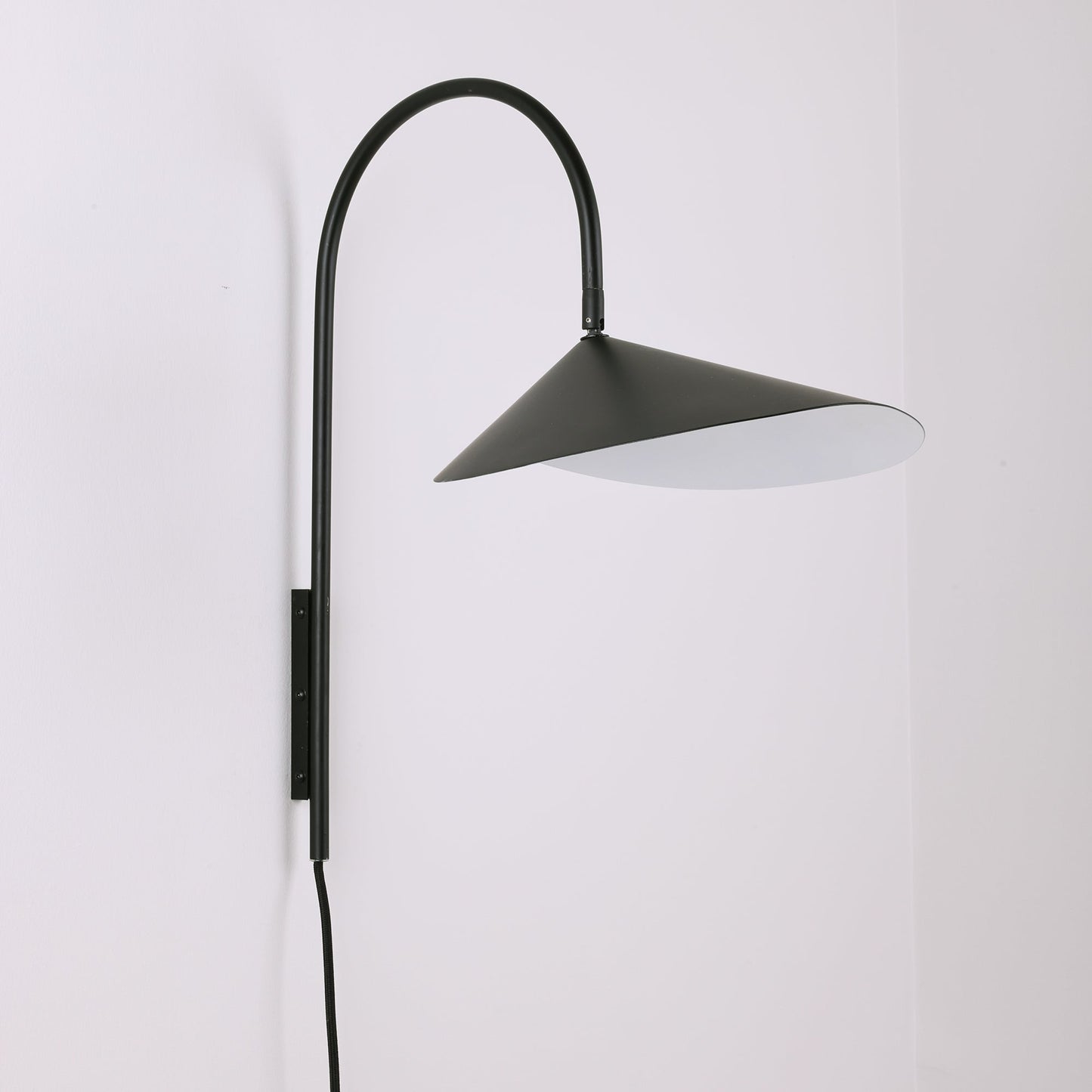 Arum Swivel Wall Lamp