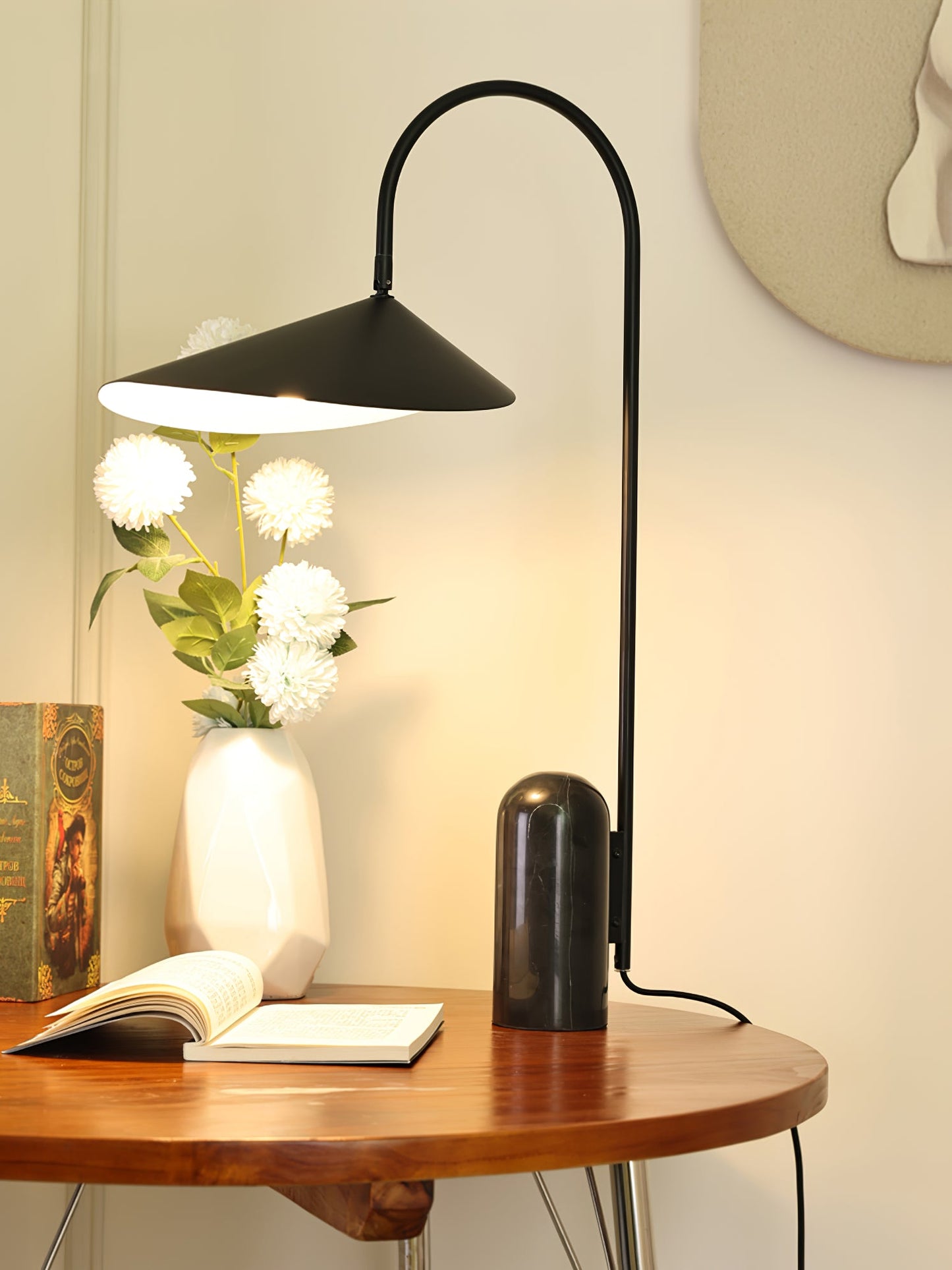 Arum Table Lamp