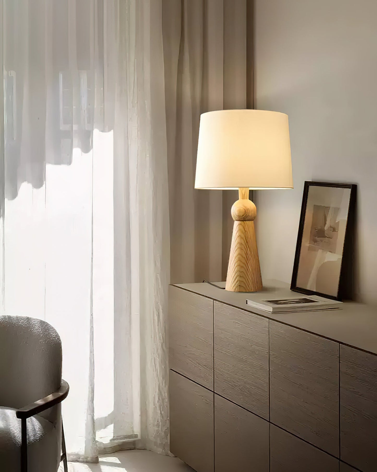 Bella Table Lamp