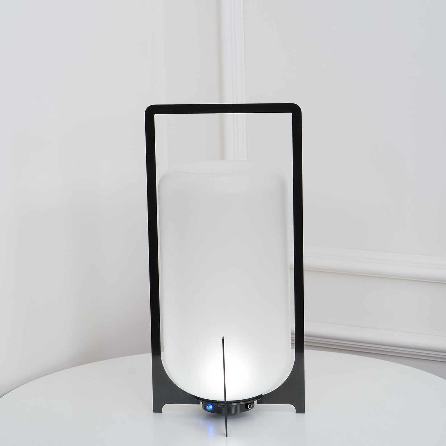 Black Twilight Lantern Table Lamp