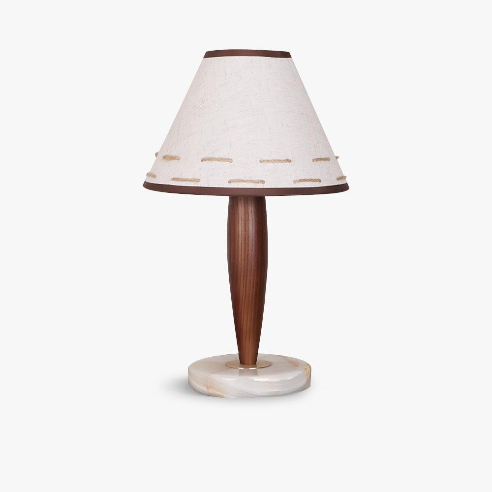 مصباح طاولة مخروطي الشكل