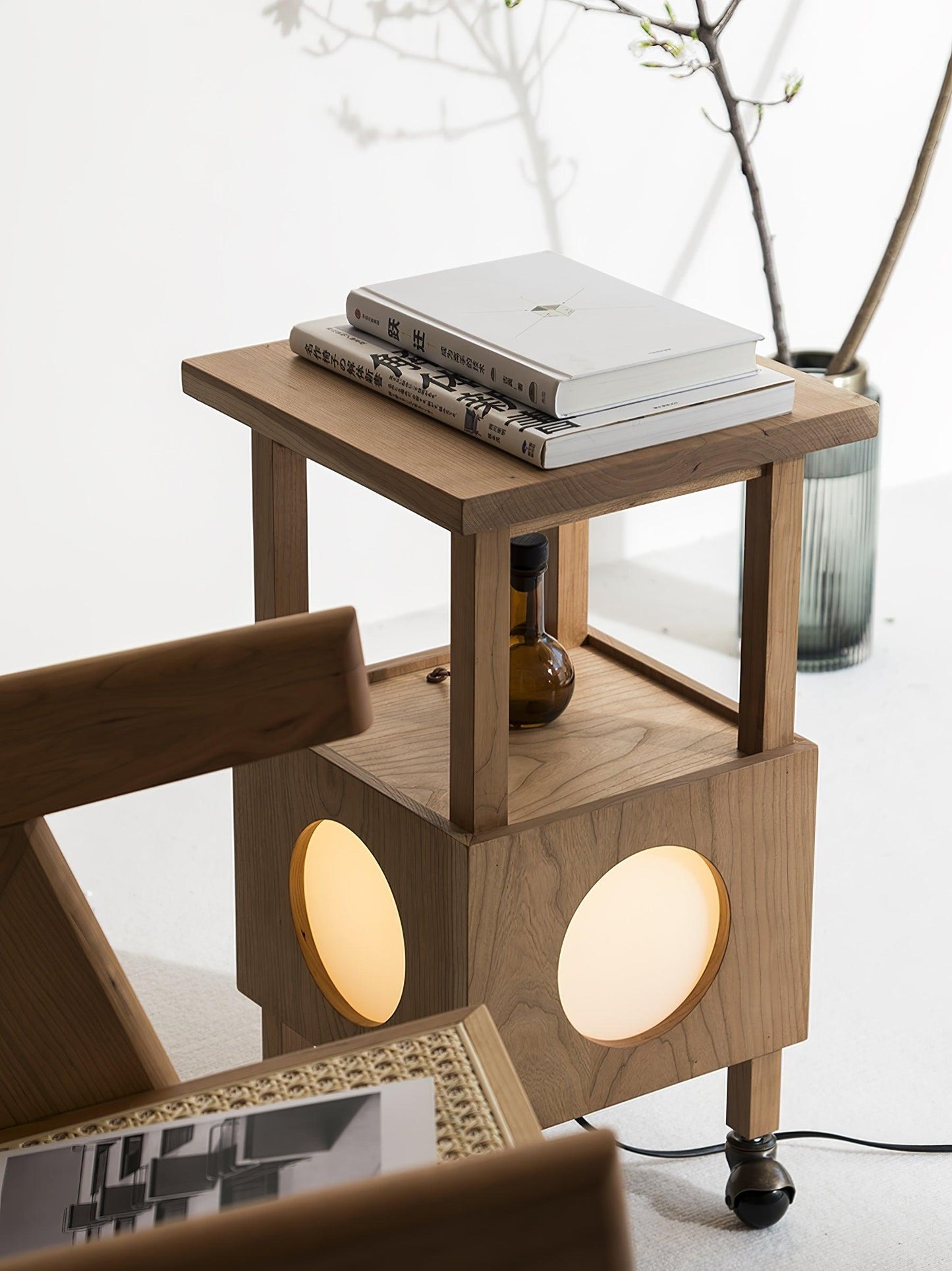 Cubby Mobile Table Light