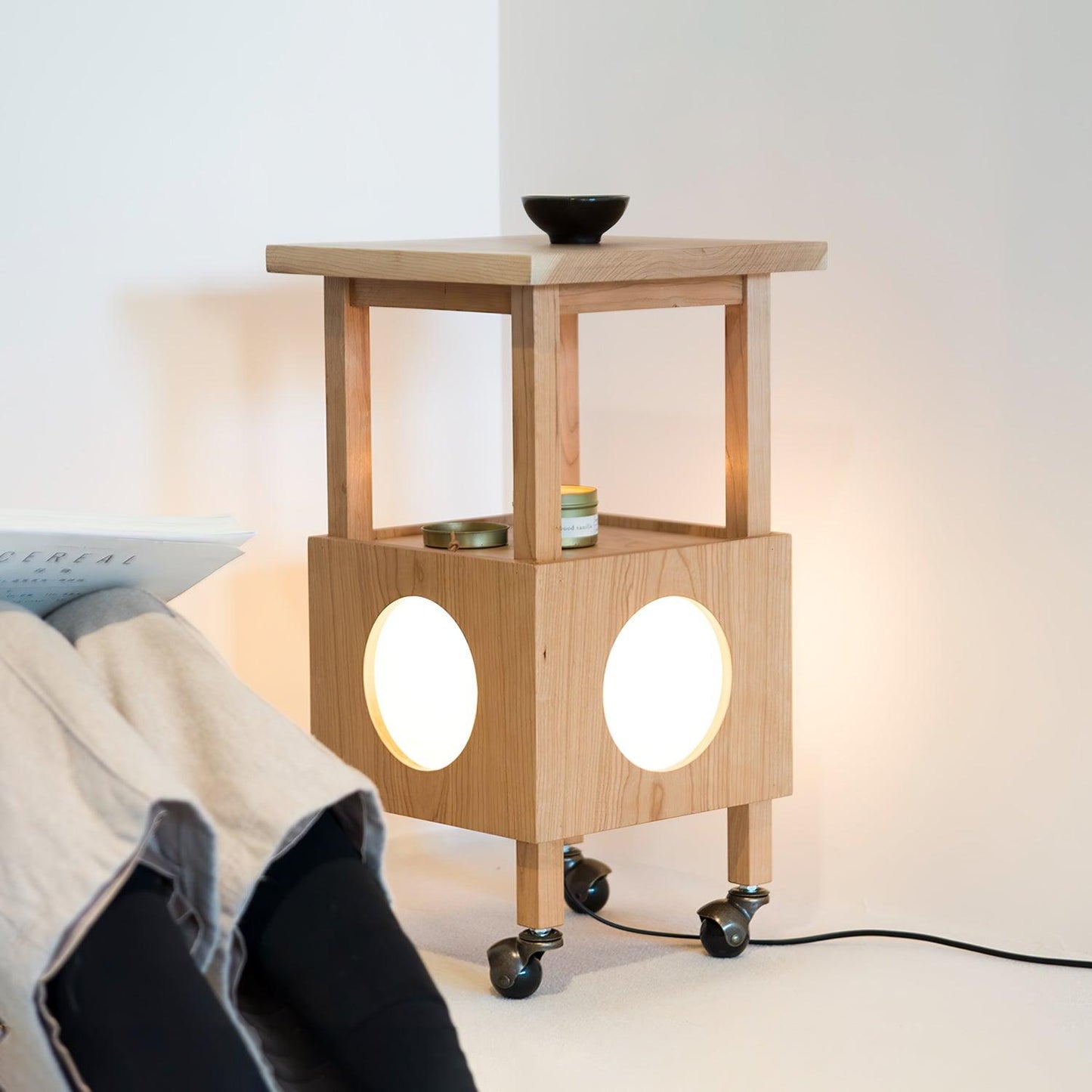 Cubby Mobile Table Light