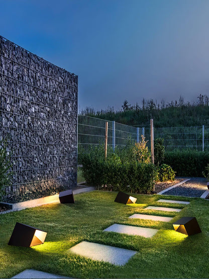 Cube Garden Outdoor Light