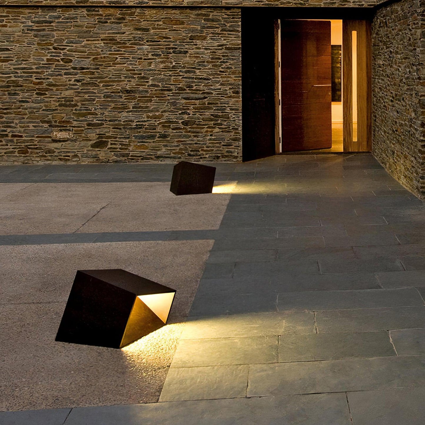 Cube Garden Outdoor Light