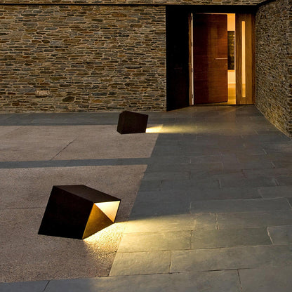 Cube Garden Outdoor Light