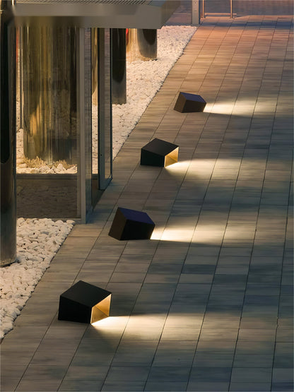 Cube Garden Outdoor Light