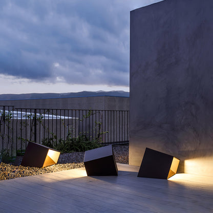 Cube Garden Outdoor Light