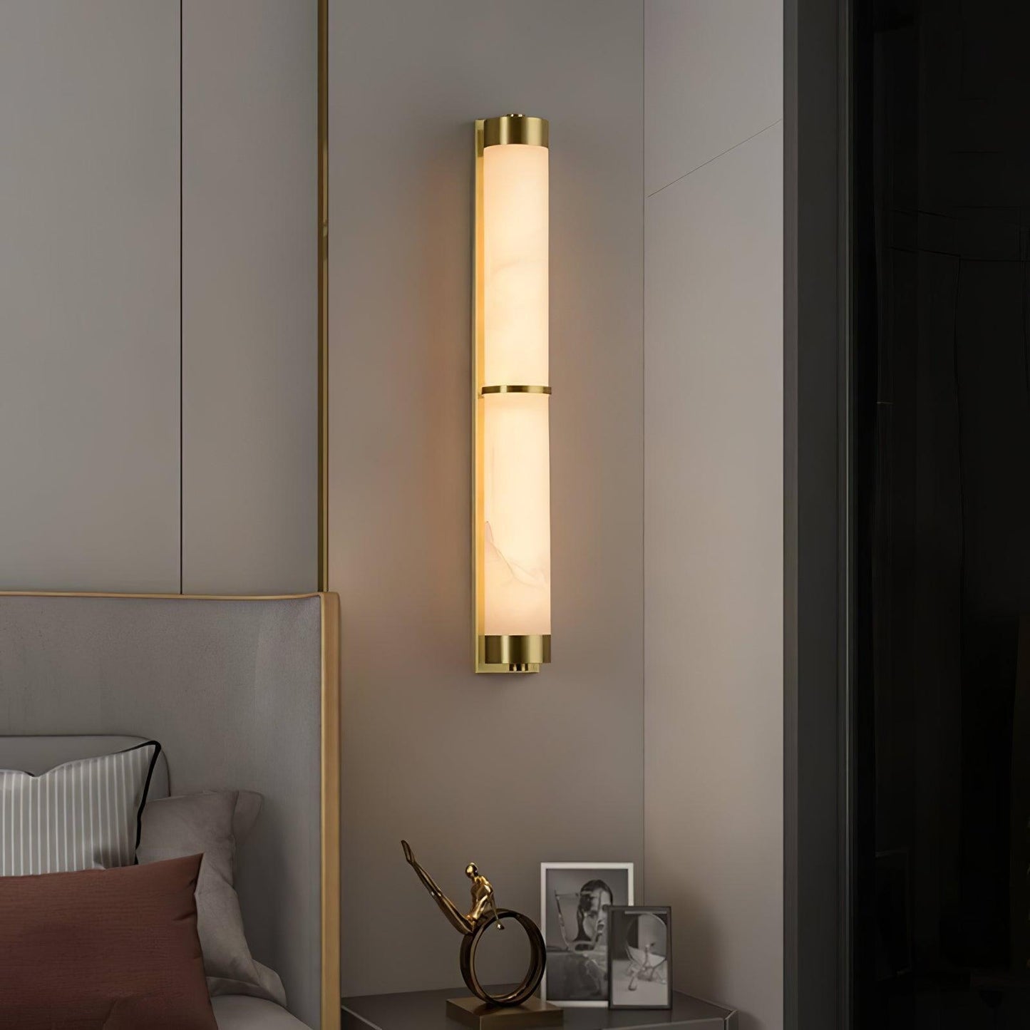 Cylindra Alabaster Brass Wall Light