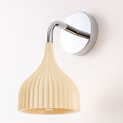 E Wall Lamp