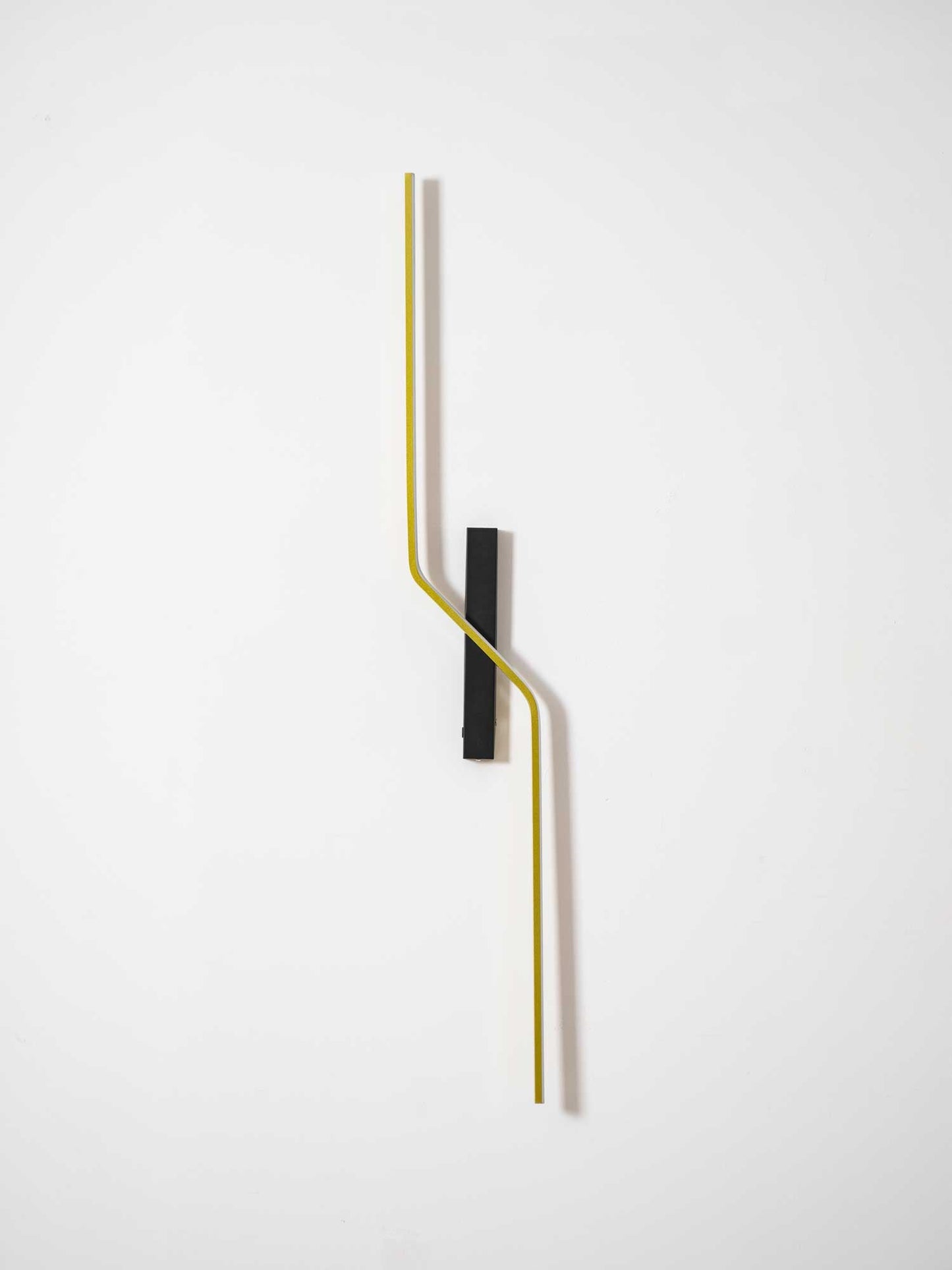 Echelon Rechargeable Wall Light